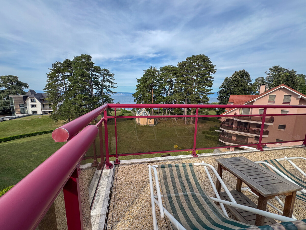 Duplex 85 m² avec accès plage privée et vue lac - Photo 2