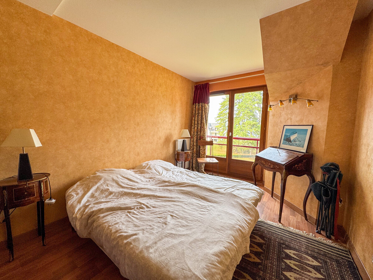 Duplex 85 m² avec accès plage privée et vue lac - Photo 10