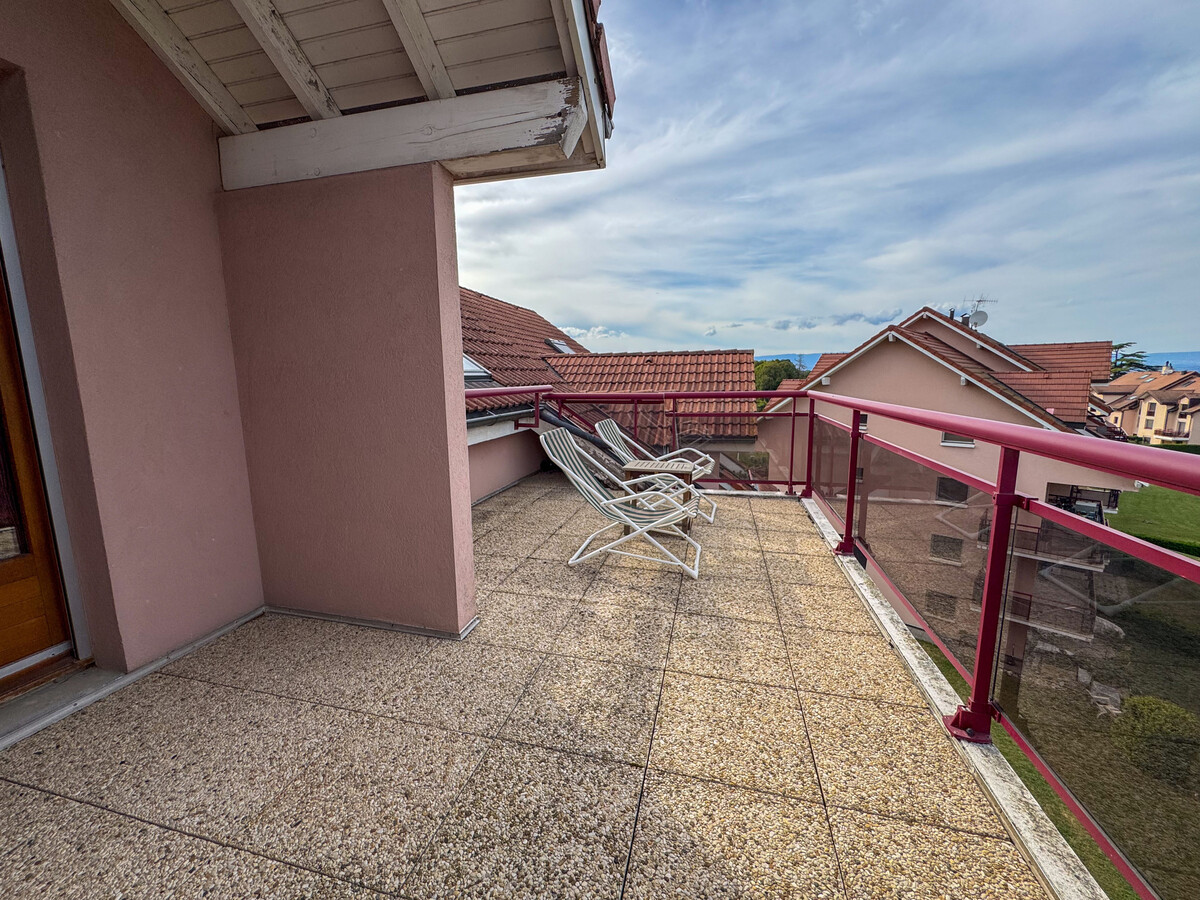 Duplex 85 m² avec accès plage privée et vue lac - Photo 15