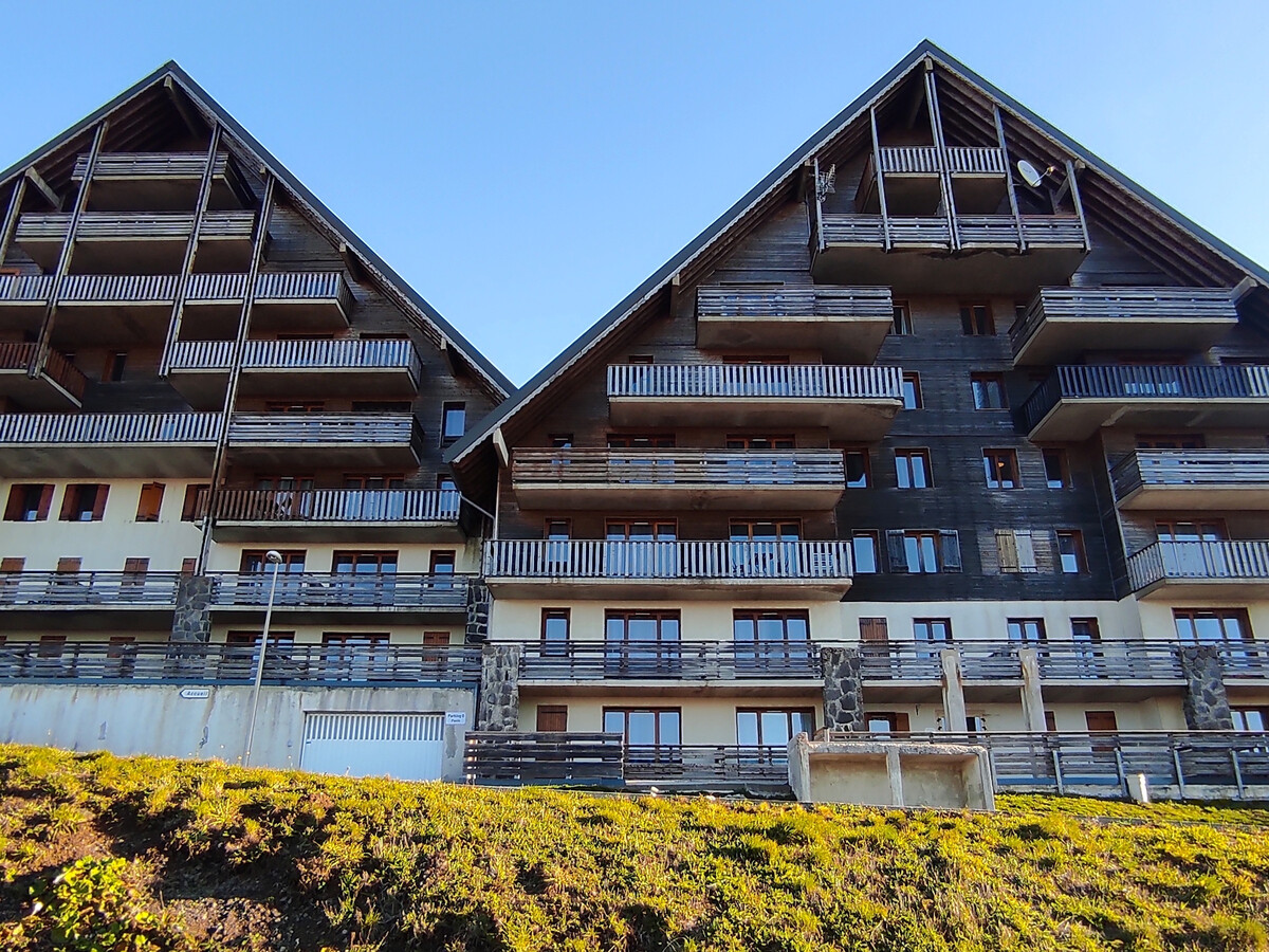 Appartement 6 pers à Super Besse, balcon vue Sancy - Photo 1