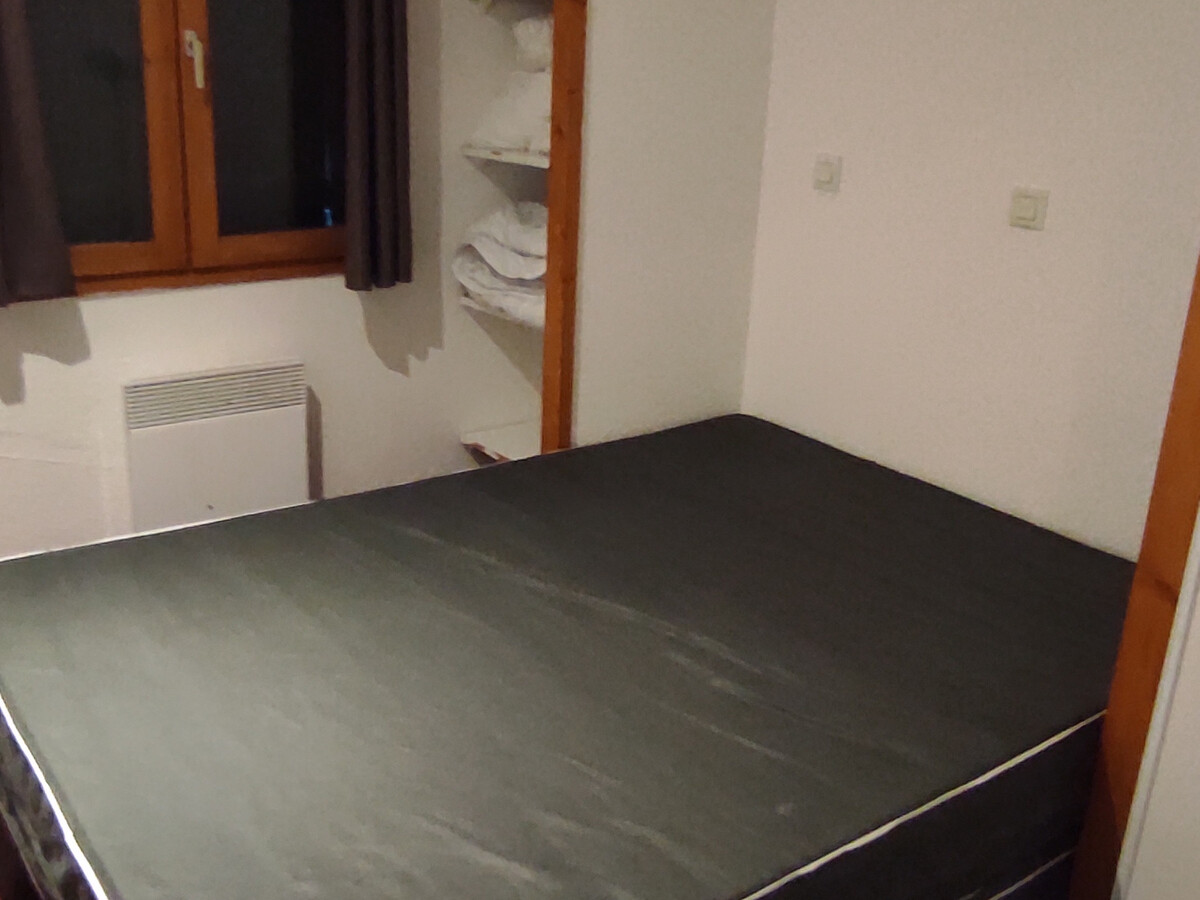 Appartement 6 pers à Super Besse, balcon vue Sancy - Photo 4