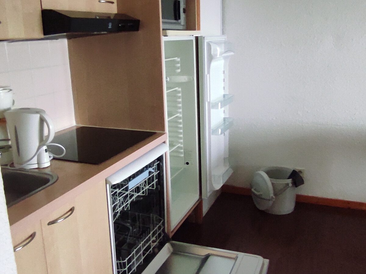Appartement 6 pers à Super Besse, balcon vue Sancy - Photo 6