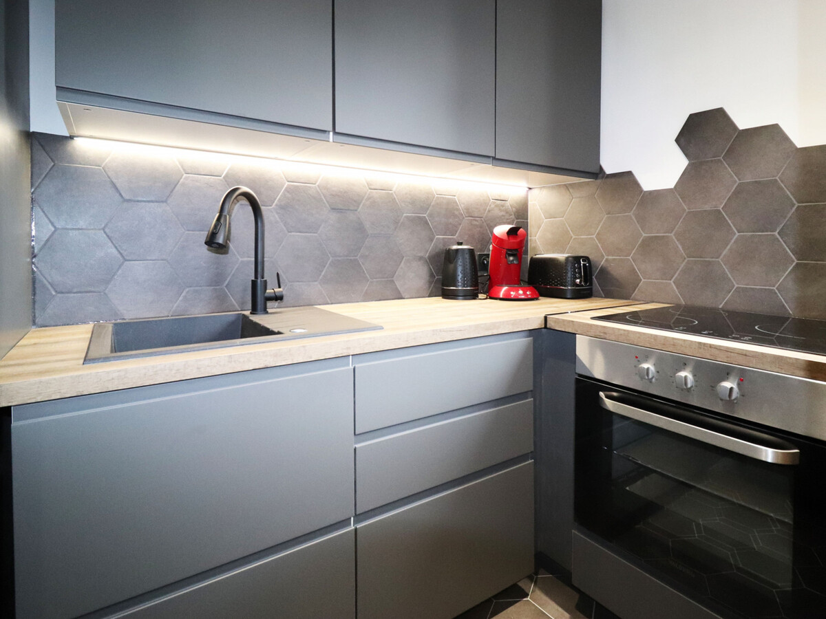 Studio rénové aux Carroz, cuisine équipée, animaux acceptés - Photo 2