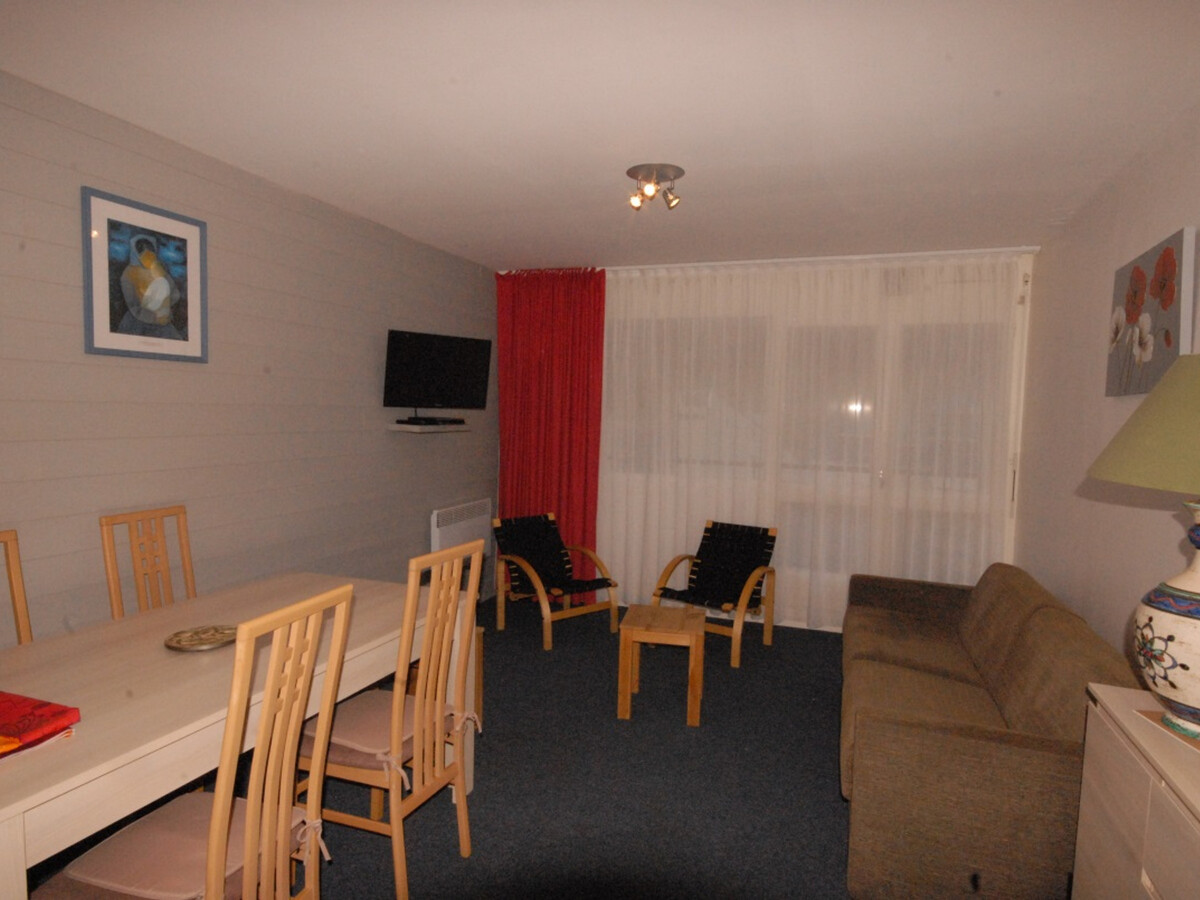 Studio 6 pers, balcon Sud-Est, vue pistes à Gourette - Photo 2