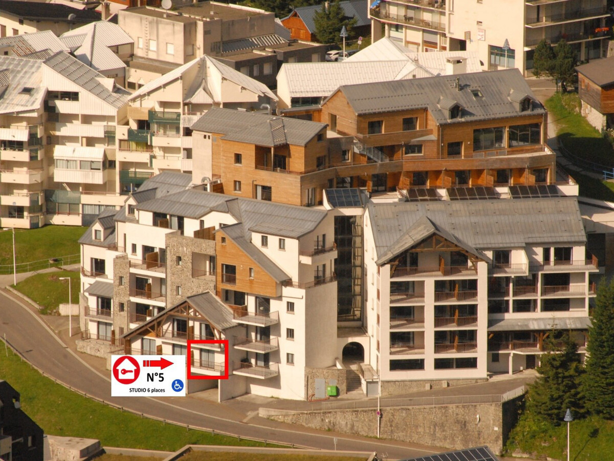 Studio 6 pers avec piscine à Gourette, vue pistes - Photo 4