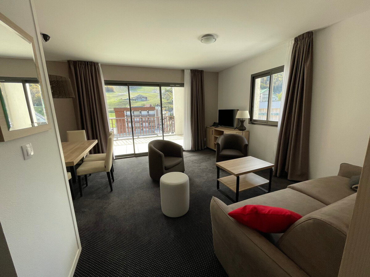 Appartement 6 pers à Gourette, piscine, vue pistes - Photo 13