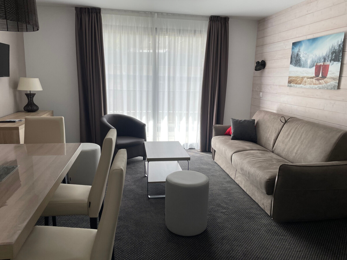 Studio 6 pers Gourette avec piscine et balcon - Photo 3