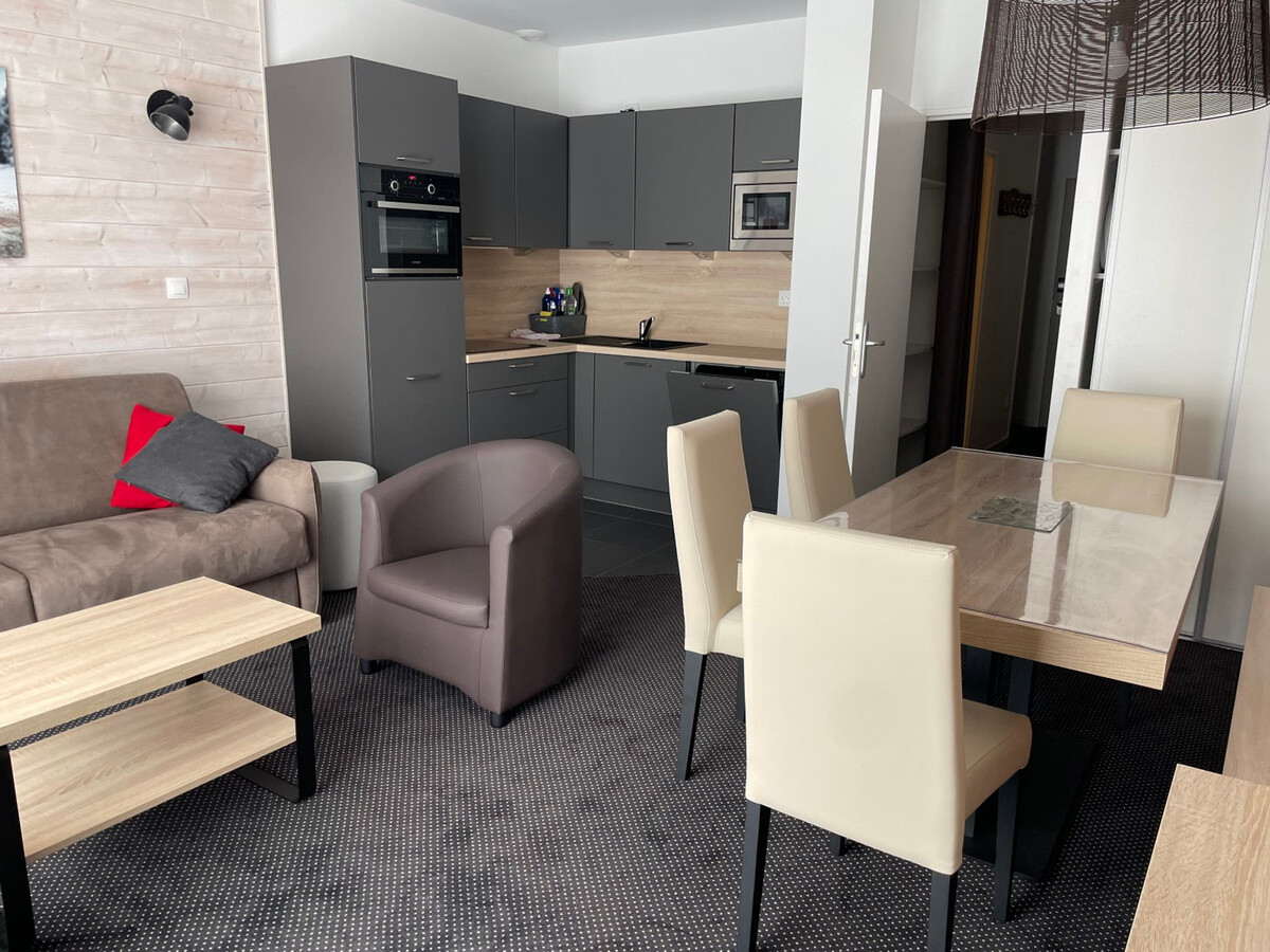 Studio 6 pers Gourette, vue pistes, 5e étage terrasse - Photo 1