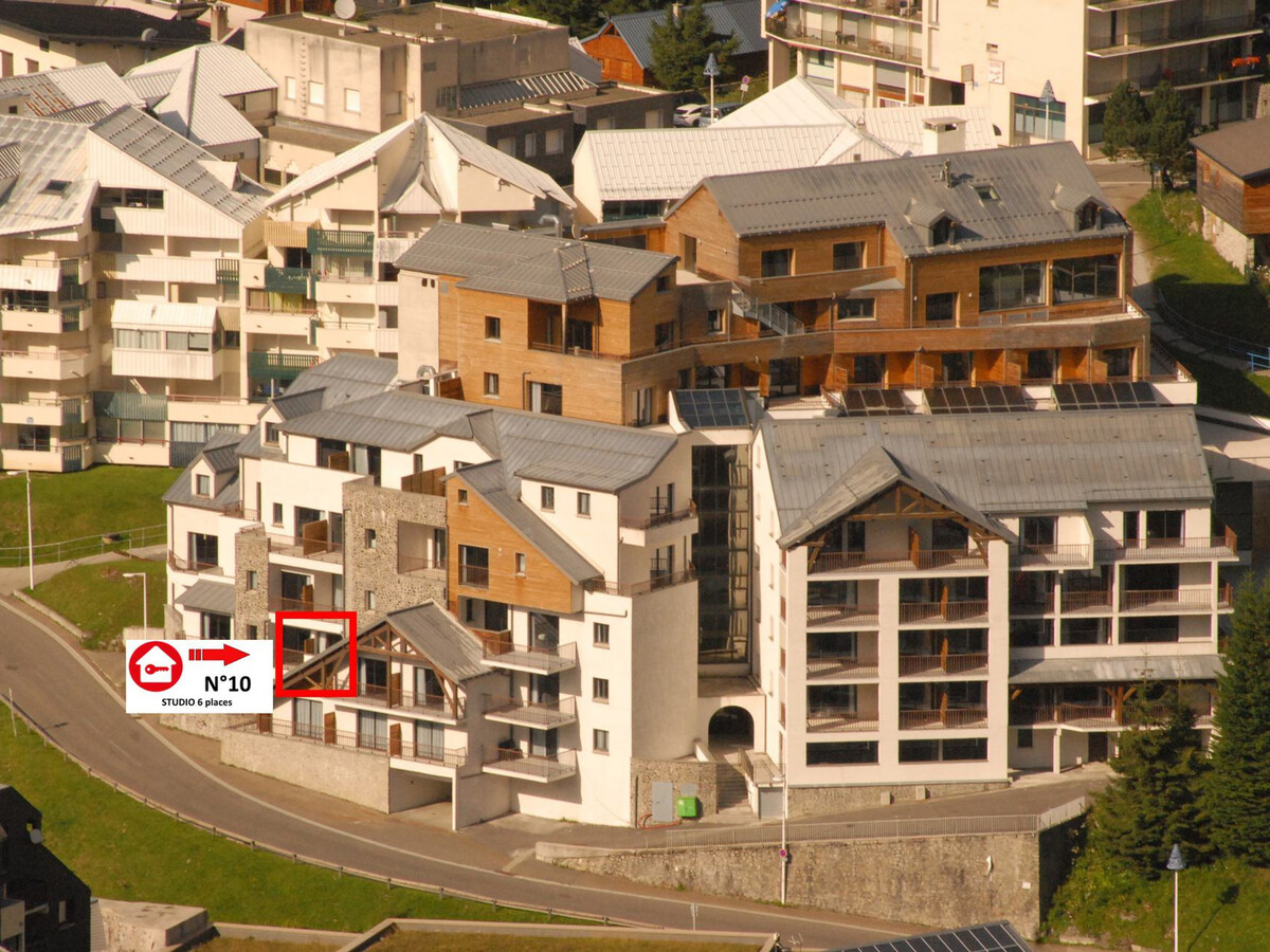 Studio 6 pers avec piscine et balcon vue pistes - Photo 4