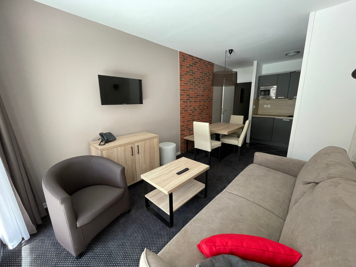 Studio 29 m² Gourette, terrasse vue piste, piscine - Photo 2