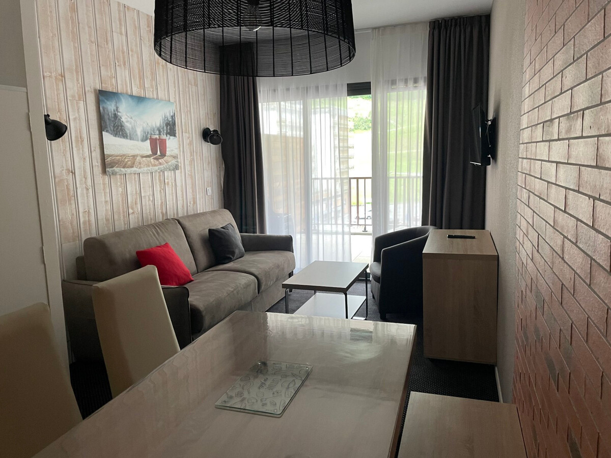 Studio 4 pers. Gourette avec piscine, terrasse vue pistes - Photo 1