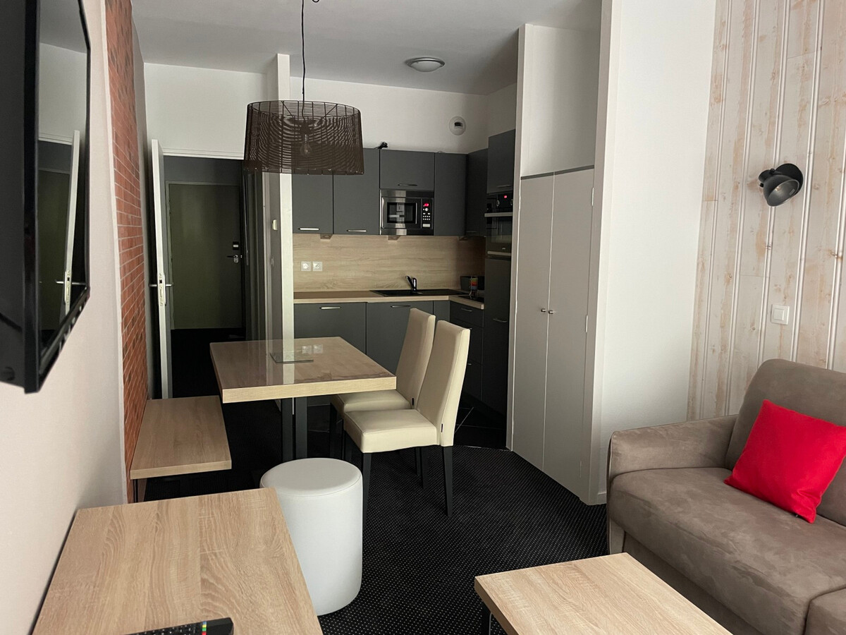 Studio 4 pers. Gourette avec piscine, terrasse vue pistes - Photo 2