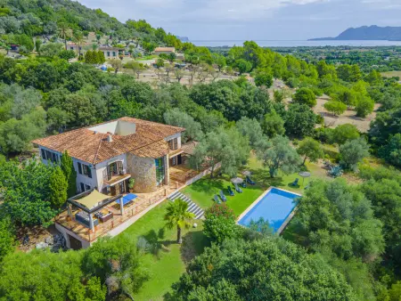 Location villa à Pollença, Villa spacieuse à Pollensa avec piscine privée et Wi-Fi, jusquà 12 personnes