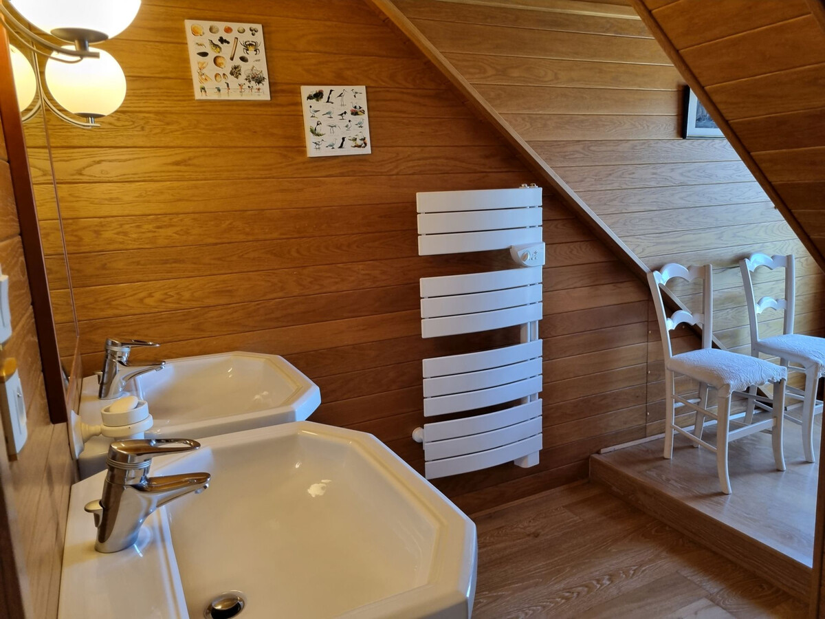 Maison 8 pers, 4 ch, vue mer et accès plage à pied à Damgan - Photo 16