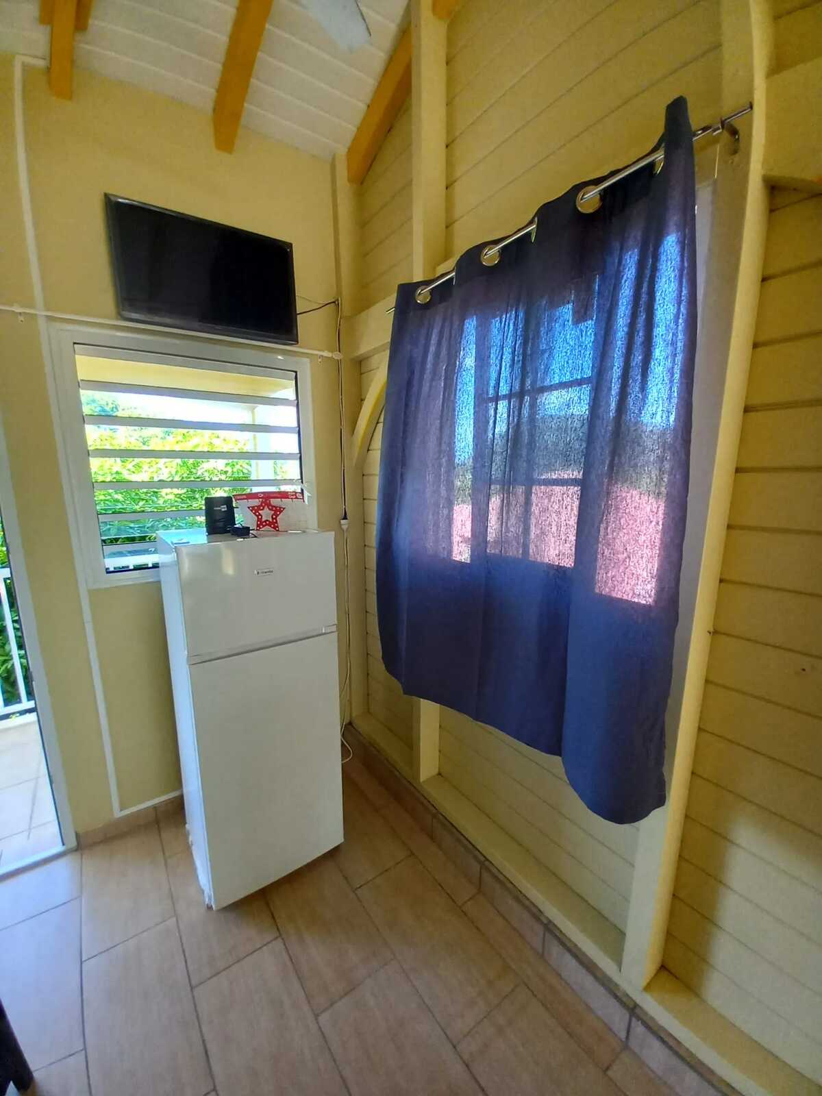 Appartement 1 chambre à Deshaies, balcon et Wi-Fi - Photo 2