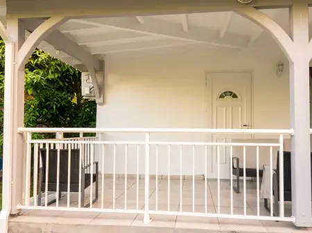 Studio 37 m² avec jardin et stationnement à Le Gosier : photo 13