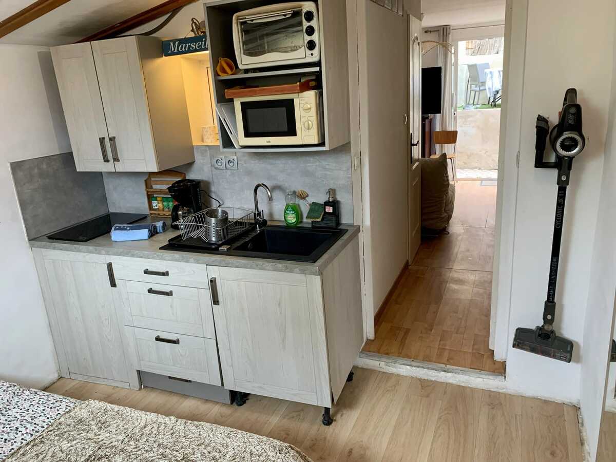 Appartement 21 m² Marseille, terrasse et jardin clôturé - Photo 4