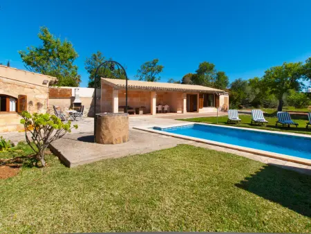 Location villa à Alcúdia, Villa accueillante avec piscine privée à Alcudia