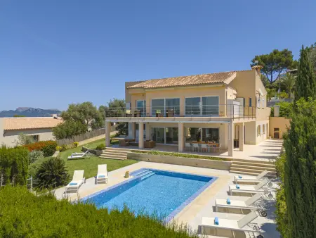 Location villa à Alcúdia, Villa spacieuse Alcudia, 4 chambres, piscine privée