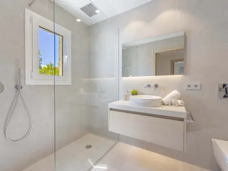 Villa confortable avec piscine privée et climatisation à Alcudia - Photo 7