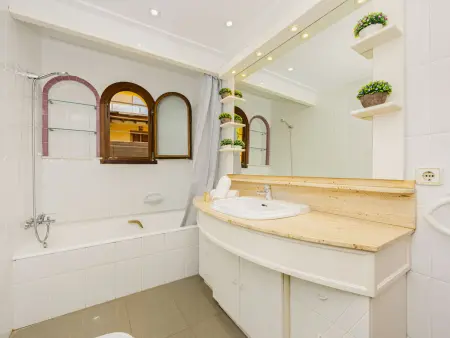 Villa confortable avec piscine et climatisation pour 6 personnes à Alcúdia - Photo 20
