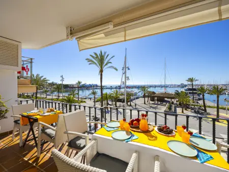 Location appartement à Alcúdia, Appartement spacieux à Alcudia avec Wifi et climatisation