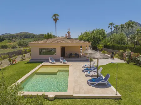 Location villa à Alcúdia, Villa à Alcudia avec piscine privée et climatisation