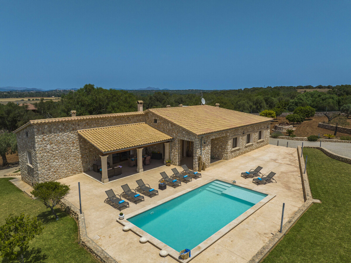 Villa moderne 4 chambres à Ariany, piscine 8x4 m - Photo 1