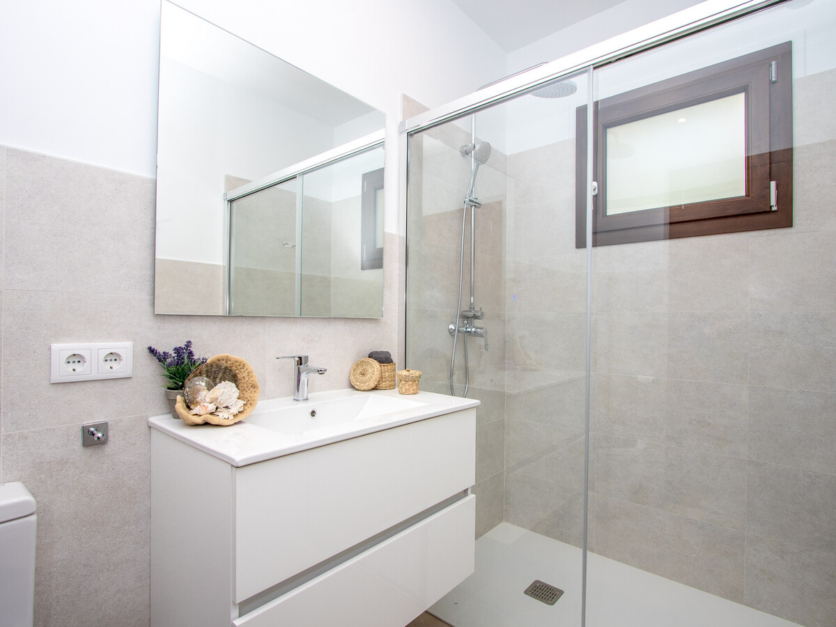 Villa moderne 4 chambres à Ariany, piscine 8x4 m - Photo 24