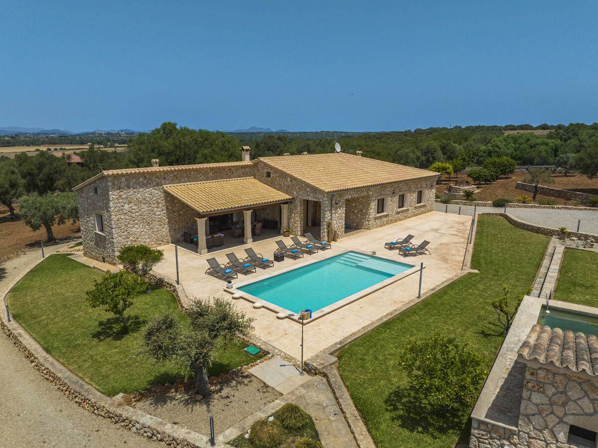 Villa moderne 4 chambres à Ariany, piscine 8x4 m - Photo 29
