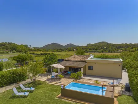 Location villa à Alcúdia, Villa avec Wi-Fi et piscine privée à Alcúdia