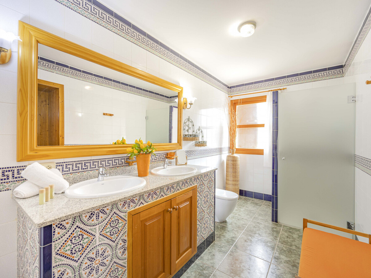 Villa 646 m² Campanet : 4 chambres, piscine 12x6m - Photo 7