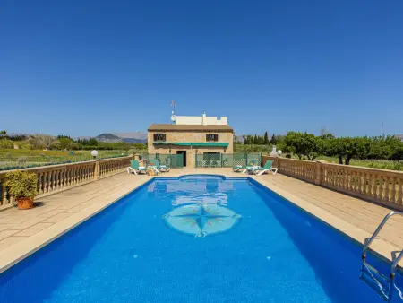 Location villa à Alcúdia, Villa rurale à Alcudia avec piscine et jardin