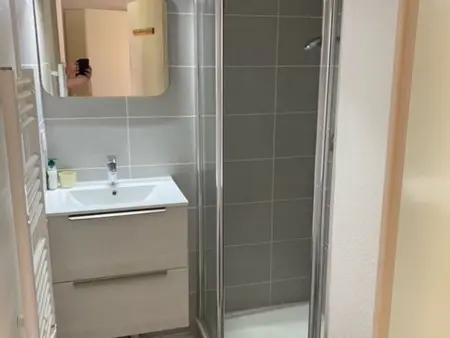 Maison mitoyenne avec climatisation et parking à Bormes-les-Mimosas - Photo 7