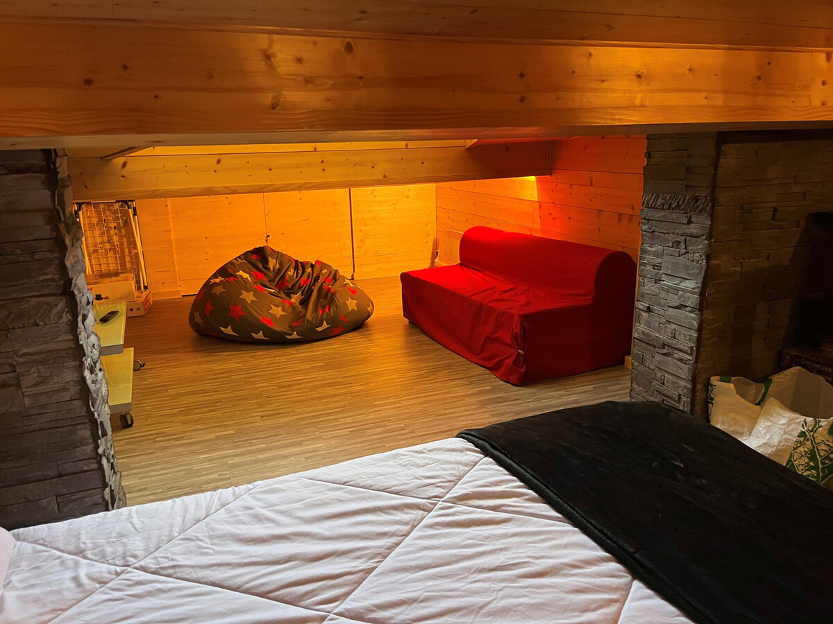 Studio cabine 6 pers. à Valloire : mezzanine, balcon et parking - Photo 9