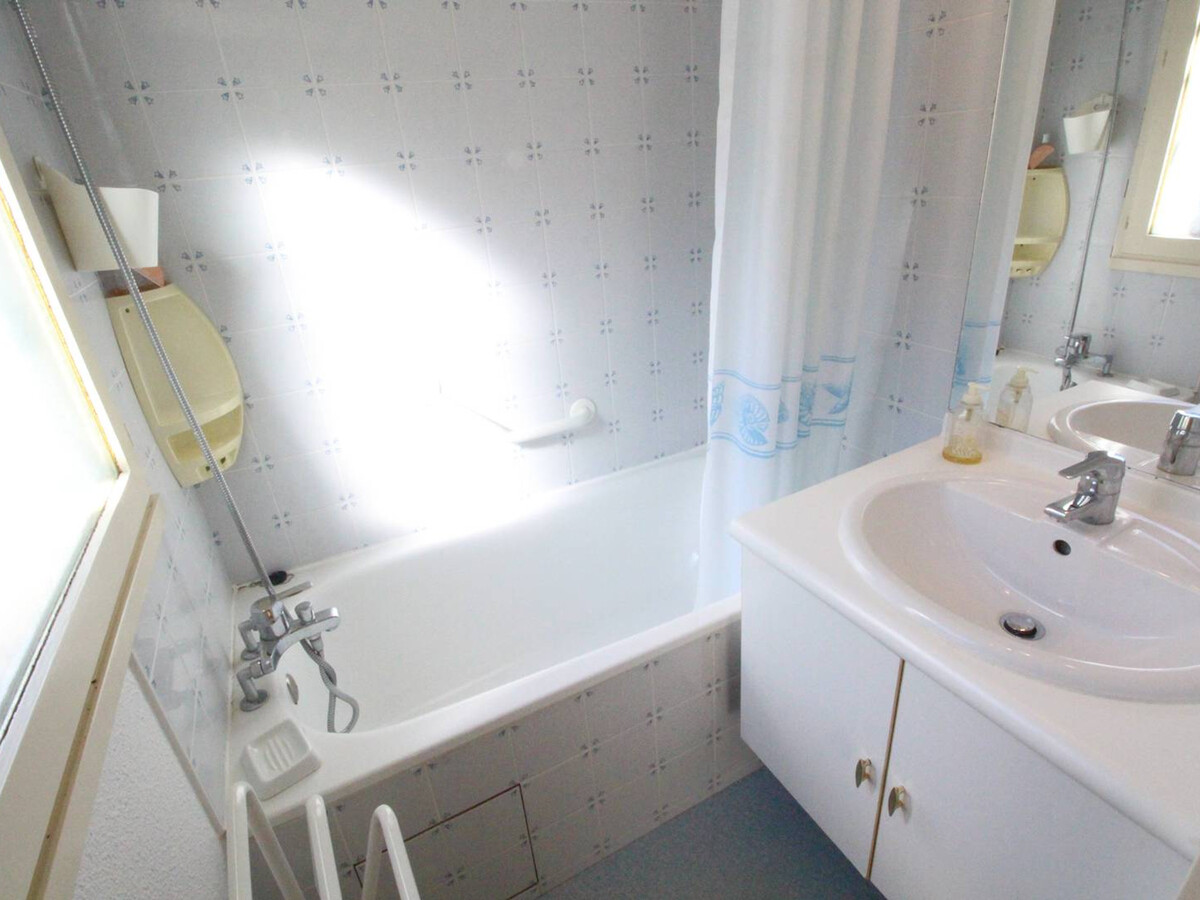 T2 Luchon centre, balcon montagne, parking inclus - Photo 5