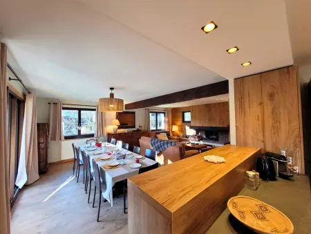 Chalet familial rénové, proche centre, capacité 12, parking, WiFi - Photo 1