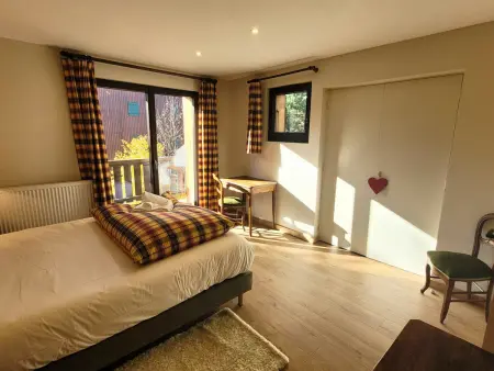 Chalet familial rénové, proche centre, capacité 12, parking, WiFi - Photo 6