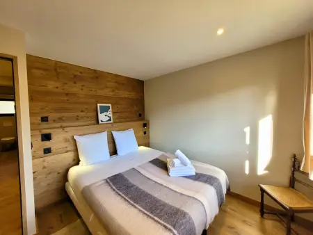 Chalet familial rénové, proche centre, capacité 12, parking, WiFi - Photo 9