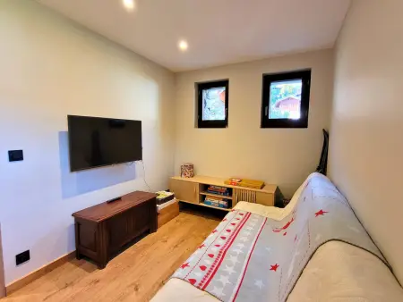 Chalet familial rénové, proche centre, capacité 12, parking, WiFi - Photo 12
