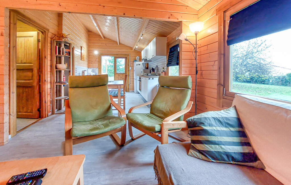 Maison en bois avec grand jardin à Chenac-Saint-Seurin - Photo 4