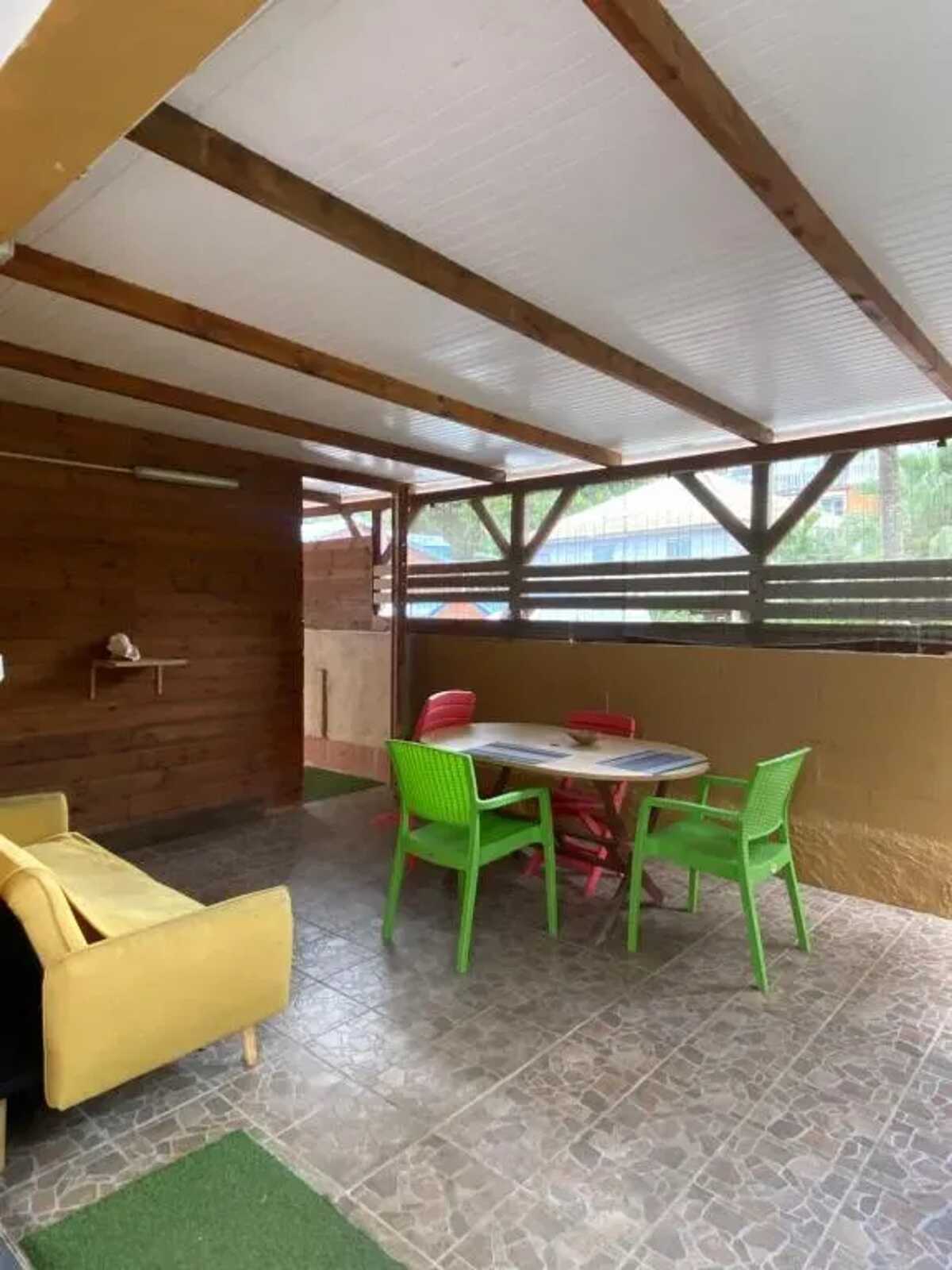 Appartement 2 chambres, piscine et terrasse - Photo 3