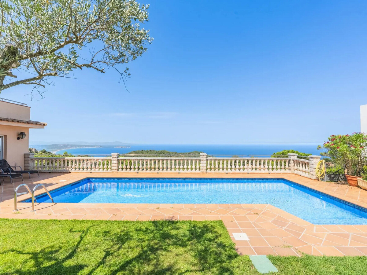 Villa méditerranéenne 5 chambres, piscine privée et vue mer à Begur - Photo 3