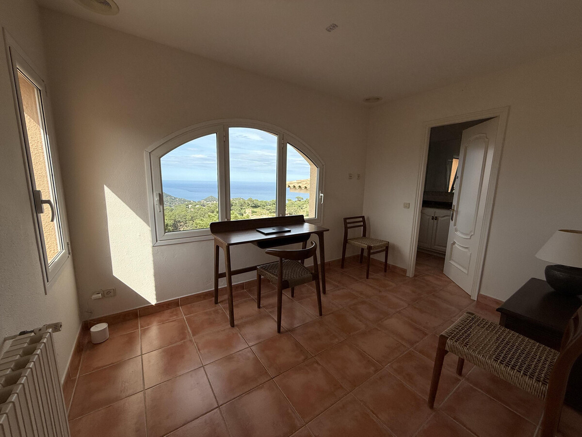Villa méditerranéenne 5 chambres, piscine privée et vue mer à Begur - Photo 17