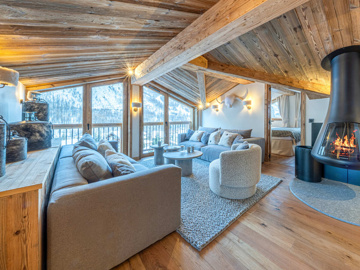 Appartement neuf 130m² avec cheminée et home cinéma à Val-d'Isère - Photo 1