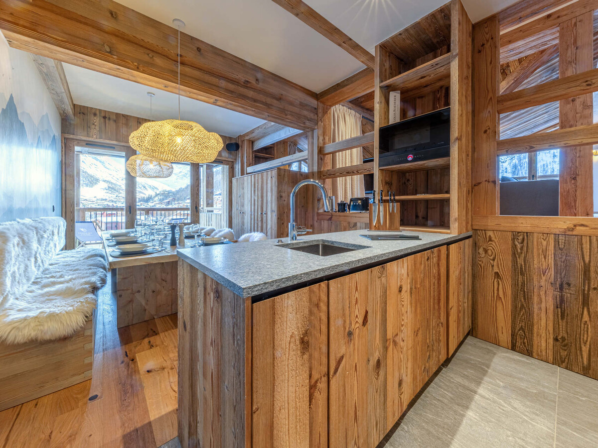 Appartement neuf 130m² avec cheminée et home cinéma à Val-d'Isère - Photo 6