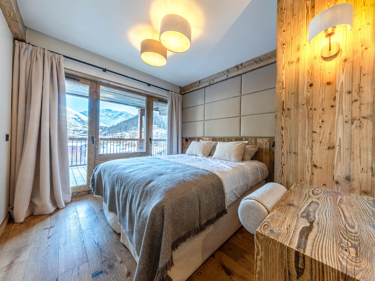 Appartement neuf 130m² avec cheminée et home cinéma à Val-d'Isère - Photo 9