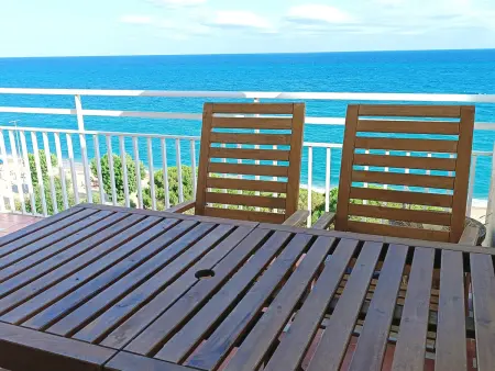 Appartement 6 pers, première ligne de mer à Pineda de Mar : photo 2