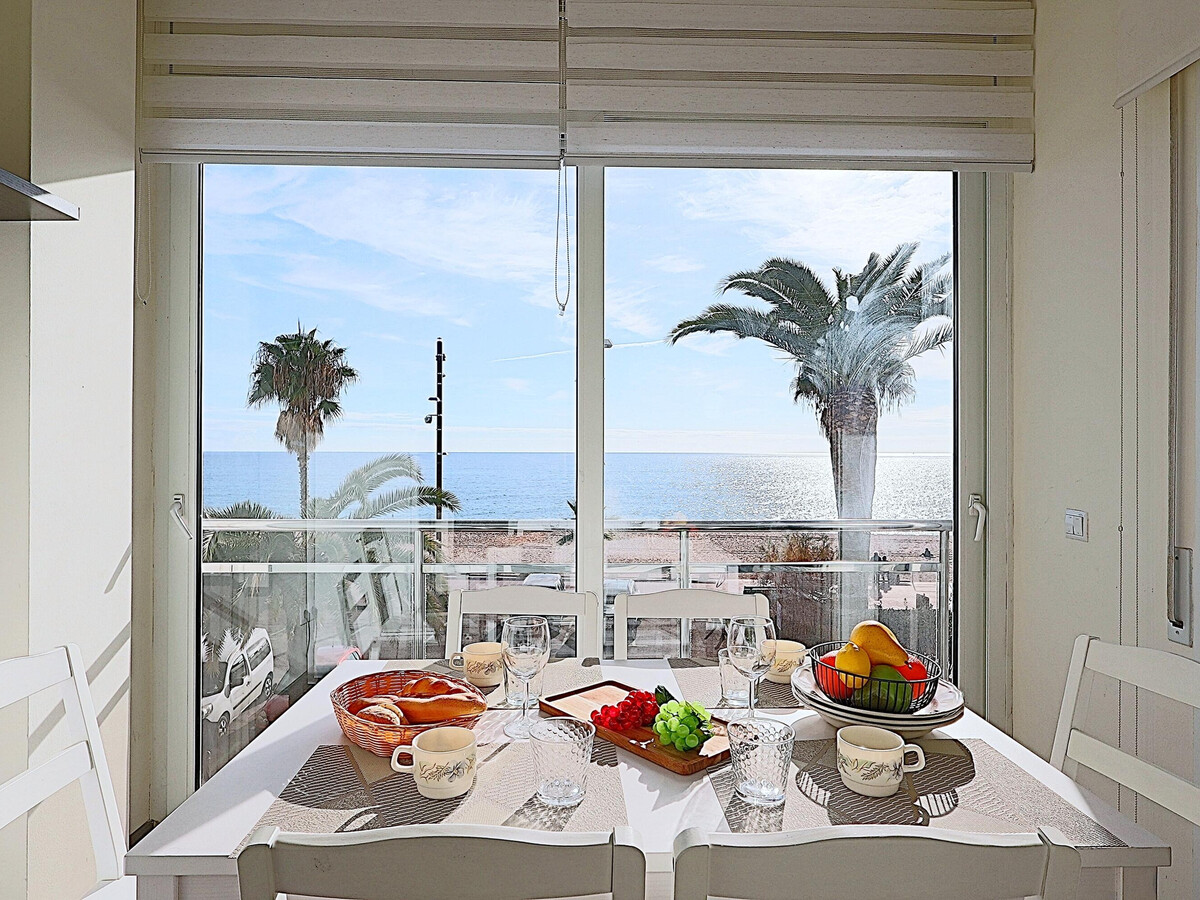 Diamonds Sea View, appartement face mer à Lloret de Mar - Photo 3