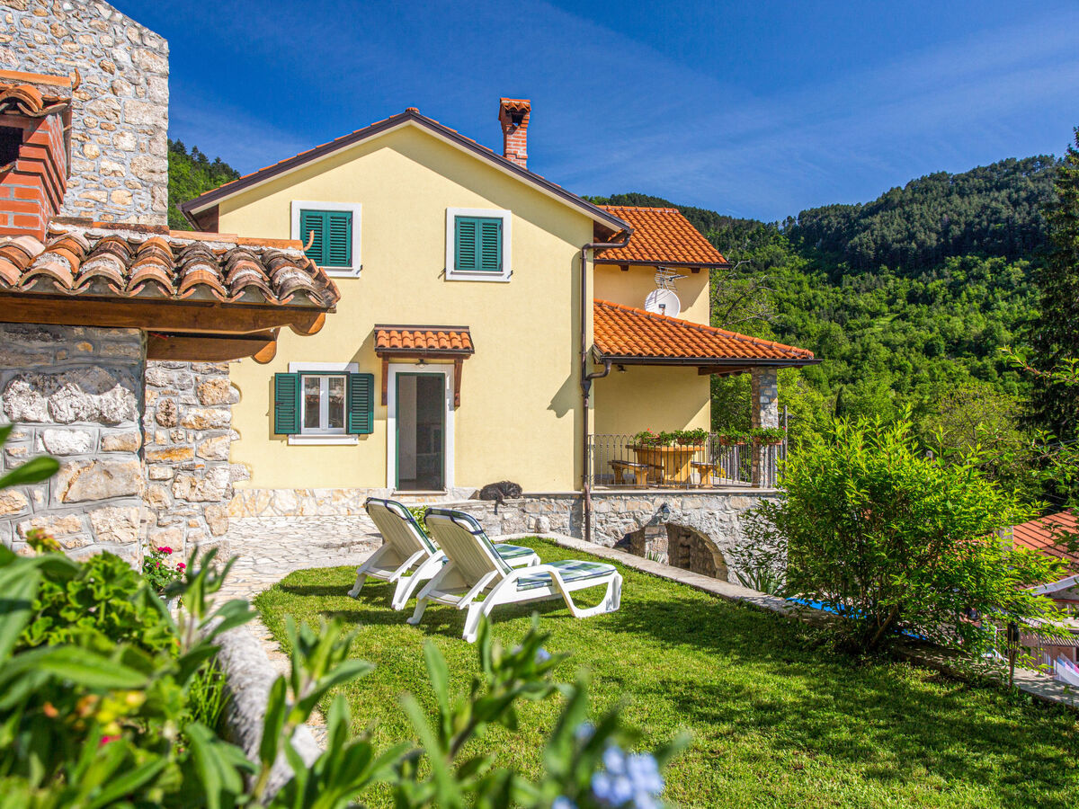 Maison Sirotnjak 1 à Lovran, 3 chambres, piscine - Photo 6